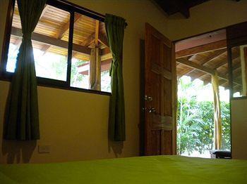 Couette-café Indra 3*